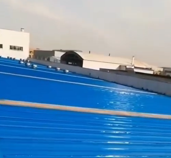 喷第二遍面漆视频