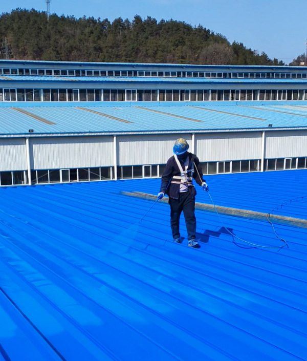 喷第四遍面漆视频